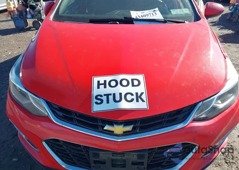 2018 Chevrolet Cruze Lt Auto z USA, uszkodzony, nr VIN 1G1BE5SM1J7228033